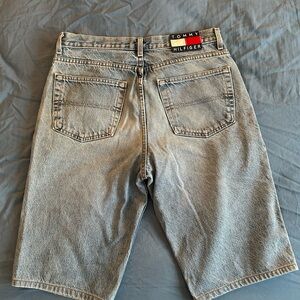 Vintage Tommy Hilfiger Jean Shorts Men's 33 Denim Skate Baggy 90s Logo Wide Leg